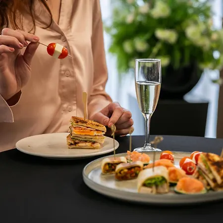 مارفي آند هيلث 4*